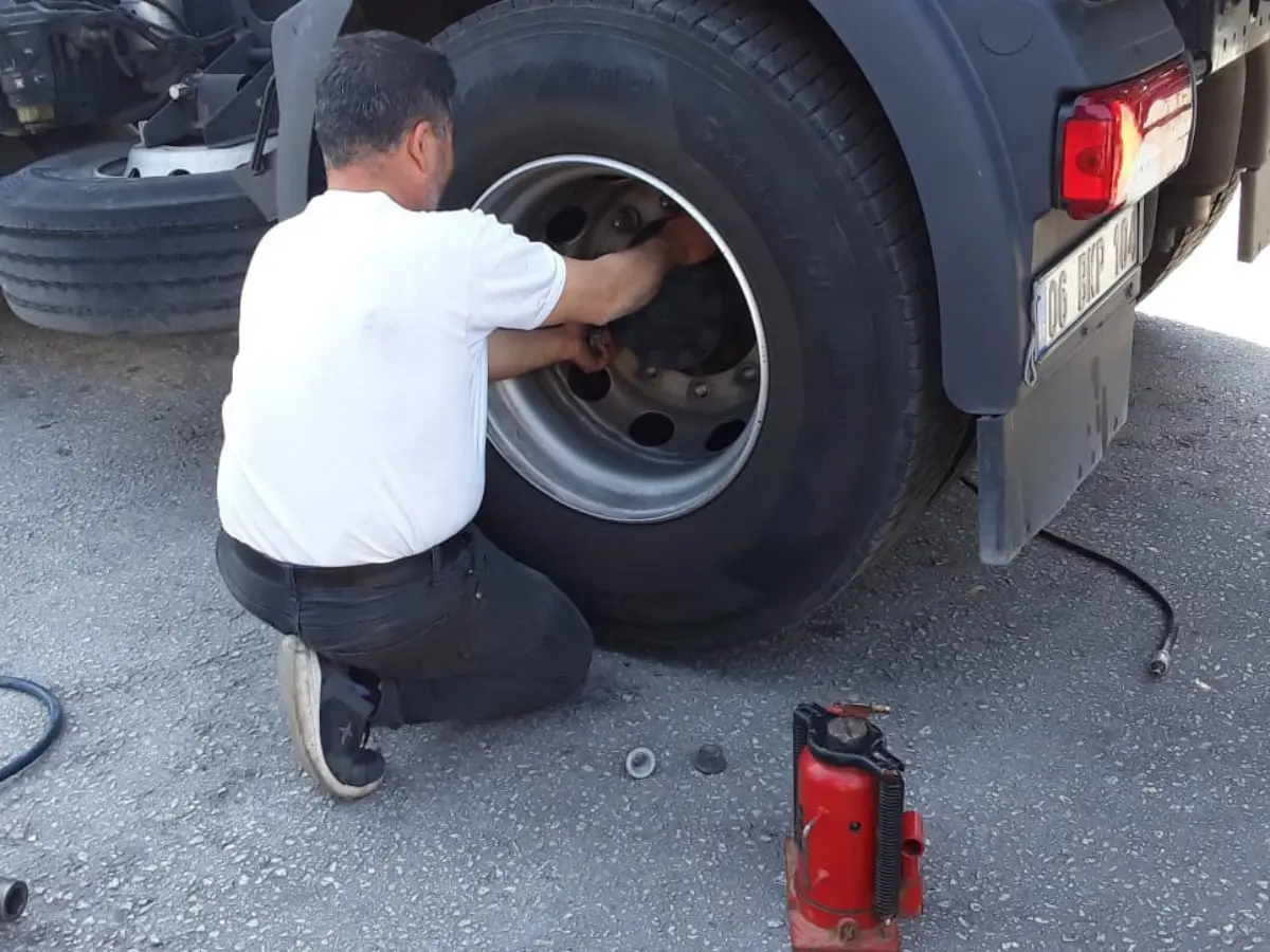 Mengen Oto Lastikçi